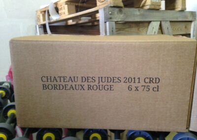 Marquage sur caisse carton kraft - secteur vinicole I Marquage jet 'encre thermique TIJ